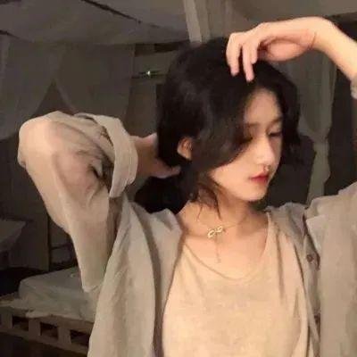 金发奇女